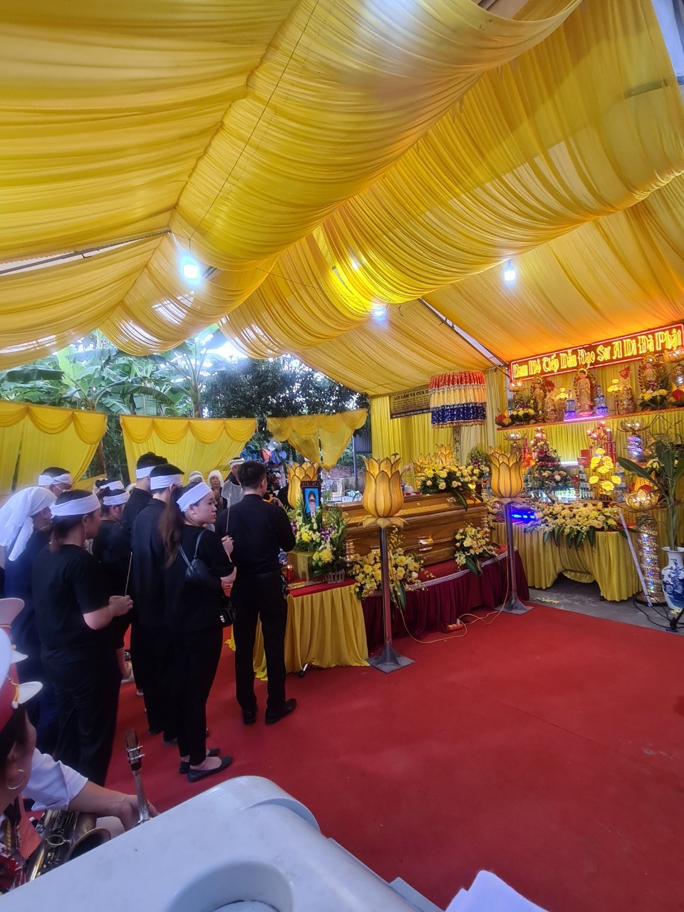 tổ chức tang lễ