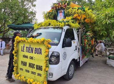 Hình ảnh về Tang lễ Hồng Phúc